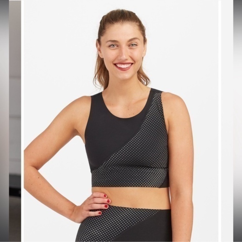 SPANX Reflective Sleeveless Crop Top Black Size XL
